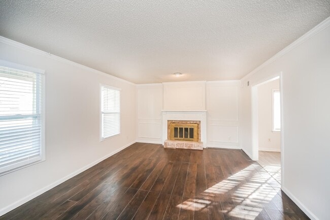 Building Photo - 6145 Shadowfall Cove