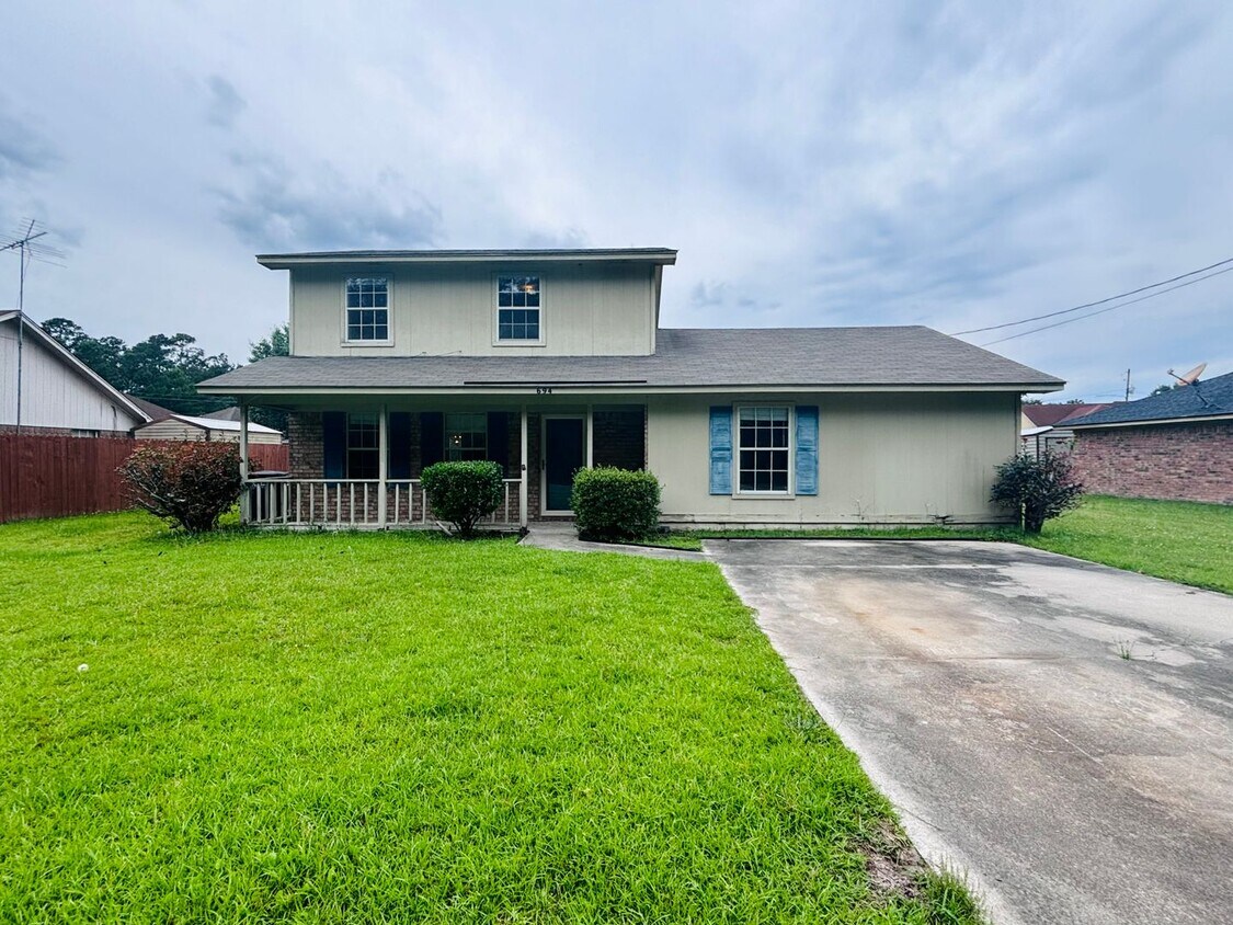 Primary Photo - House