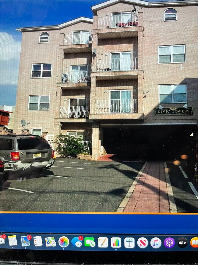 Foto del edificio - 1306 New York Ave