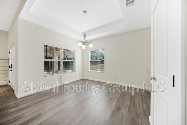 Foto del edificio - 2675 Fairwood Dr