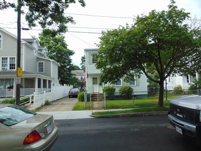 Building Photo - 43 Avalon Ave