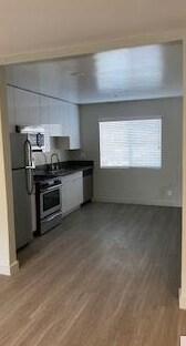 Foto del edificio - 1535 N Kenmore Ave