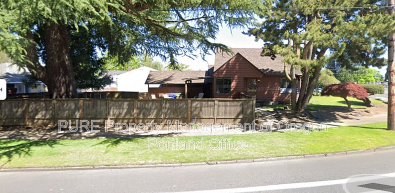 Building Photo - 4751 N Willamette Blvd