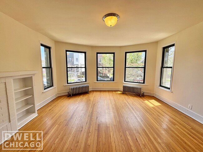 Foto del edificio - 2300 N Spaulding Ave
