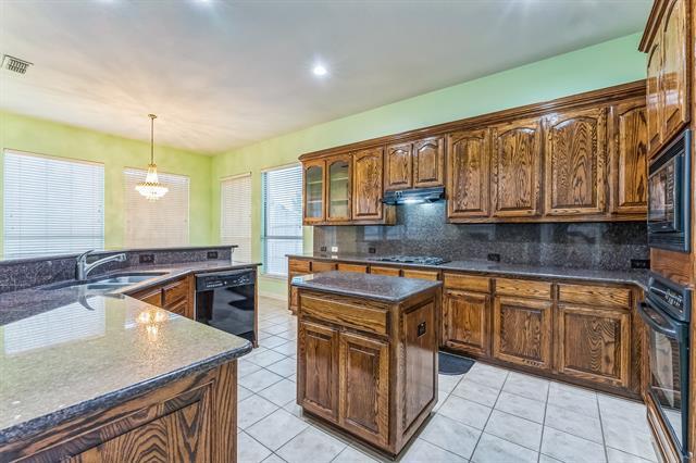 Foto del edificio - 1611 Long Prairie Ct