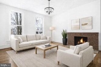 Building Photo - 3110 Main St