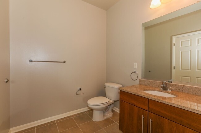 Photo - The Brownstones At Englewood South Apartment