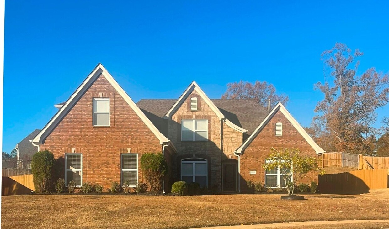 Bartlett home with over 3000 sq ft of livi... House Rental in Memphis, TN