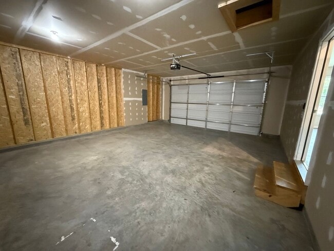 Building Photo - Newer Single-Family Home in Labadie, MO