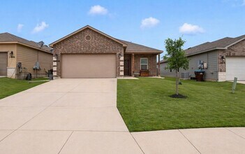 Building Photo - 14606 Hackamore Wy