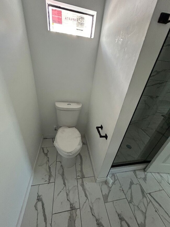 Building Photo - 1114 Bismarck Rd