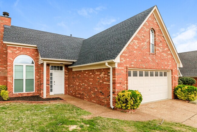 Building Photo - 7418 Overcreek Ln