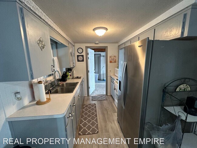 Foto del edificio - 2 br, 1 bath House - 7726 Sue Ellen Dr