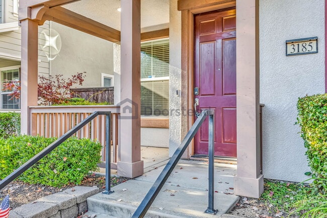 Building Photo - 3185 Parkham Dr
