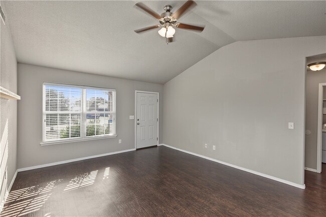 Building Photo - 1321 Apollo Dr
