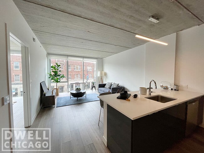 Building Photo - 3914 N Broadway St