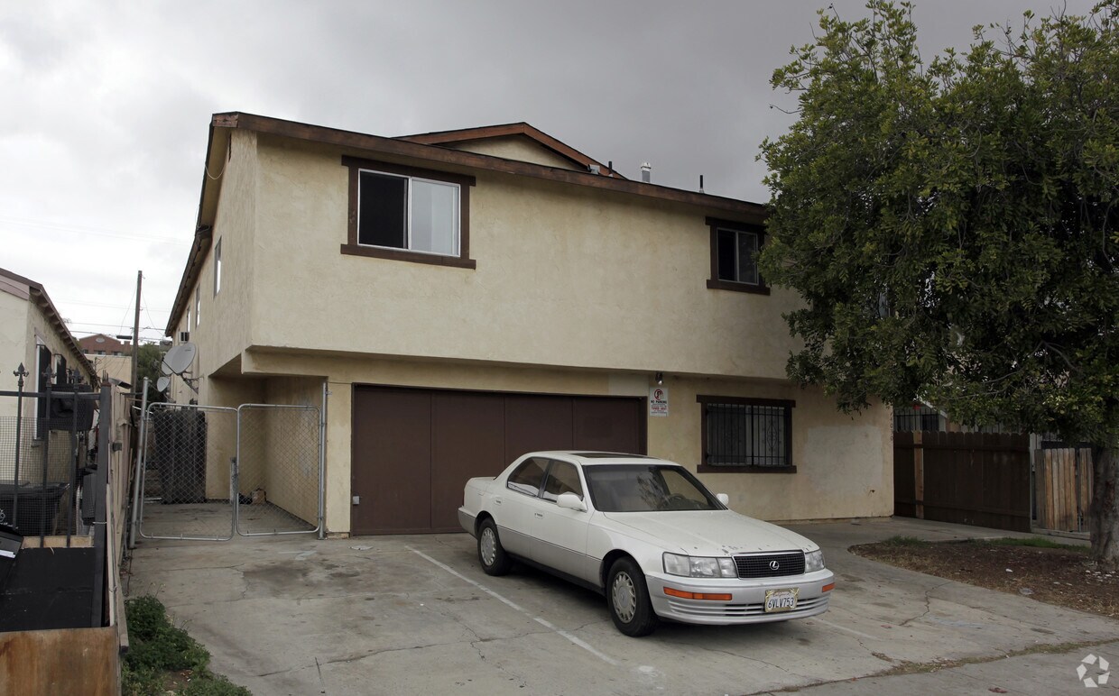 Foto principal - 4030 Highland Ave