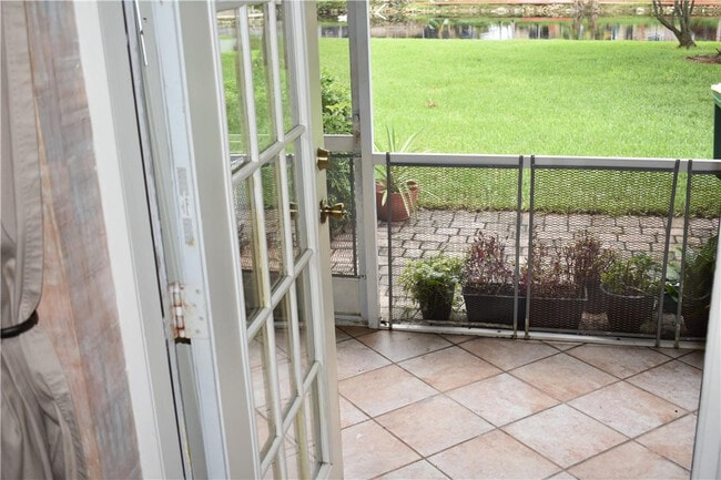 Building Photo - 7890 Dixie Beach Cir