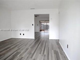 Building Photo - 11551 SW 123rd Ave