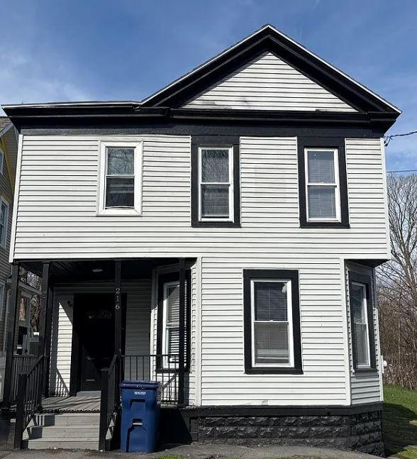 Photo - 216 Westcott St (Syracuse, NY) Apartments