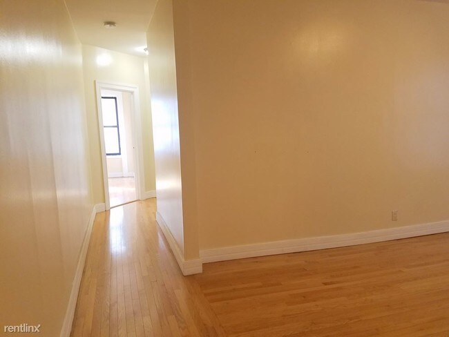 Building Photo - 600 W 146th St