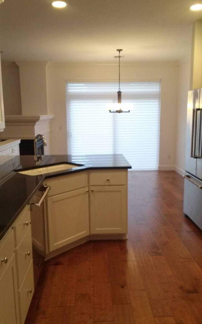 Foto del edificio - 900 SE Creekside Dr
