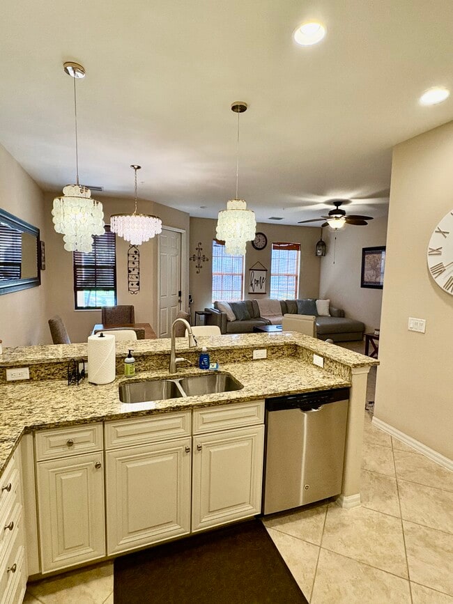 Foto del edificio - 11737 Adoncia Way