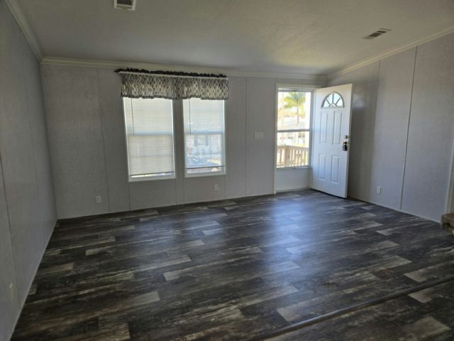 Foto del edificio - 6515 15th St E