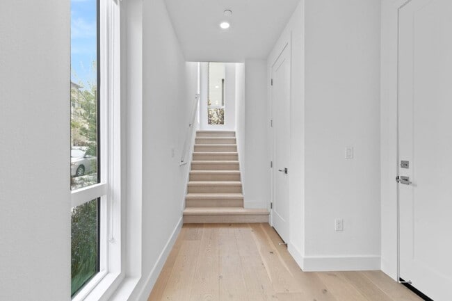 Building Photo - 3020 Boyter Pl