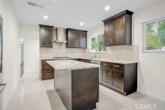 Foto del edificio - 9959 Gothic Ave