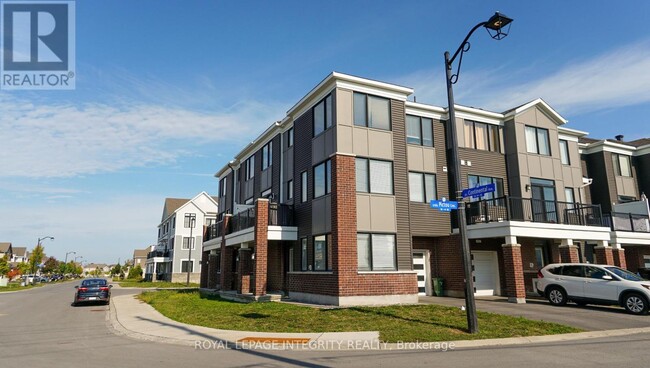 Building Photo - 184 Pictou Cres