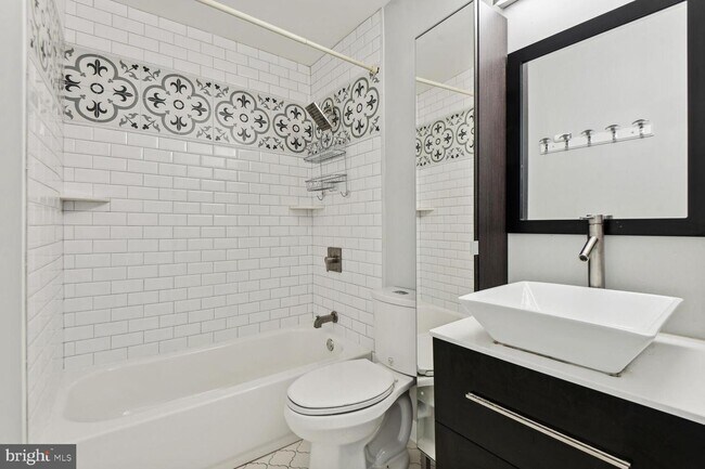 Foto del edificio - 1020 N Stafford St