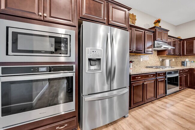 Foto del edificio - 33 Irby Ranch Dr