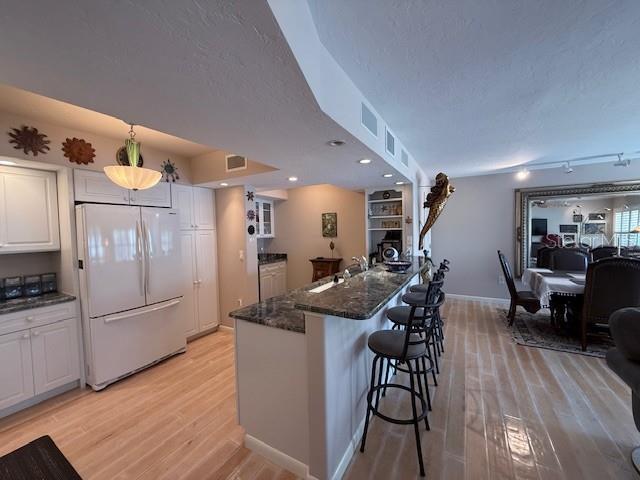 Building Photo - 3806 Gulf of Mexico Dr