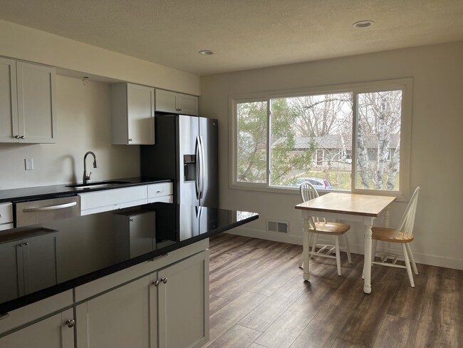 Kitchen looking to front - 4060 Cinnabar Dr