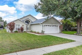 Building Photo - 2936 Twin Oaks Dr