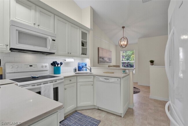 Building Photo - 386 Emerald Bay Cir