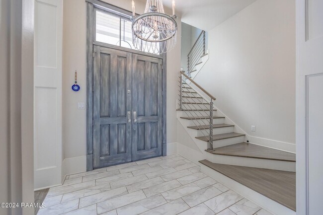 Foto del edificio - 300 Brightwood Dr