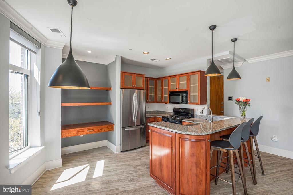 Foto principal - 4750 41st St NW