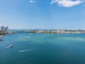 Building Photo - 888 Brickell Key Dr