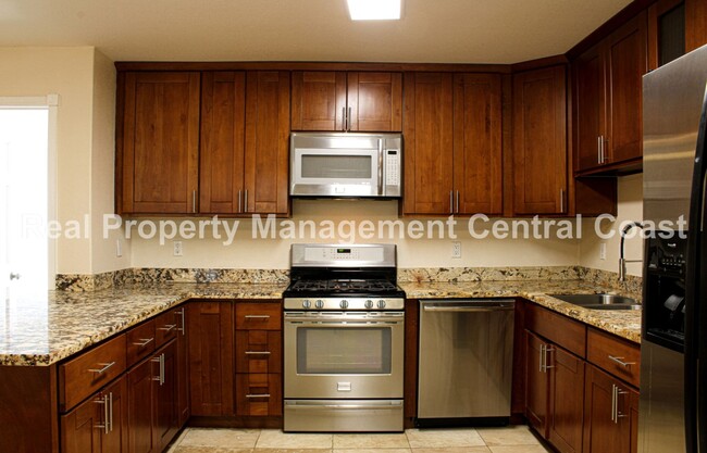 Foto del edificio - AVAILABLE MARCH - Lovely Atascadero Home -...