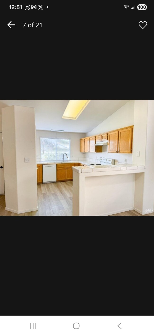 Foto del edificio - 11515 Trinity Park Way