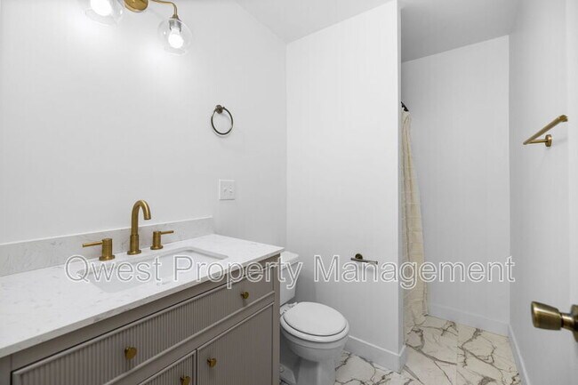 Foto del edificio - 3477 Blackwood Dr