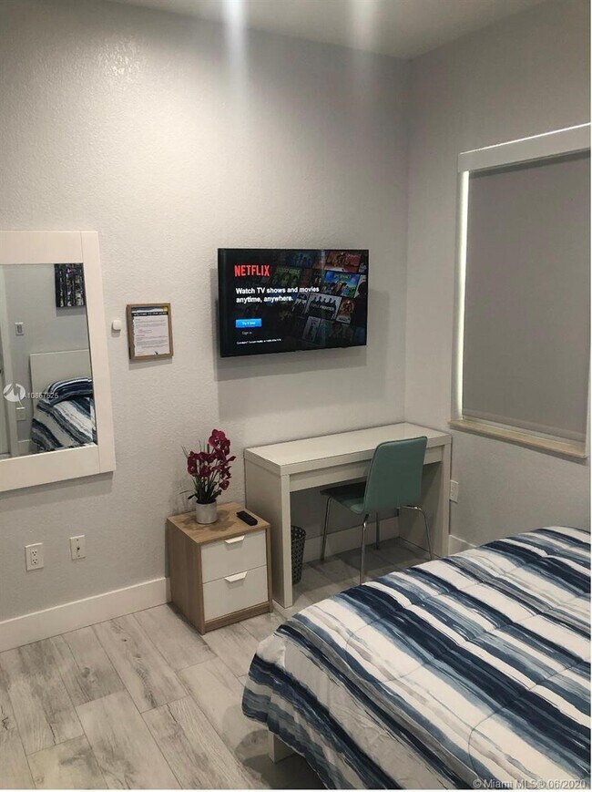 Foto del edificio - 18245 NW 89th Ave