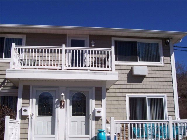 Primary Photo - 7 Beach Ave