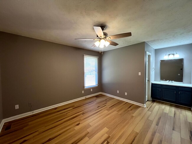 Building Photo - 1200 Bostian Dr