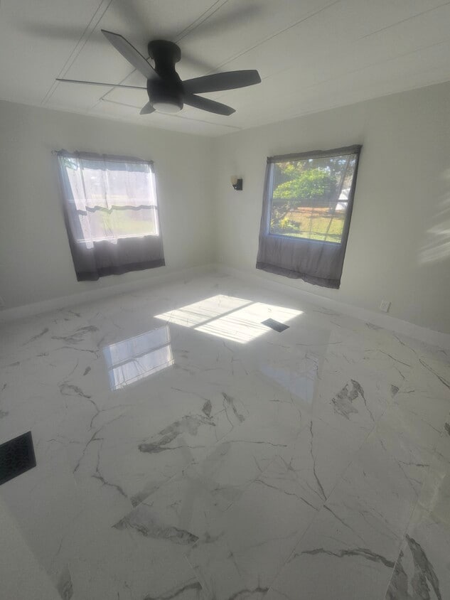 Photo - 1900 Augusta Rd (Orlando, FL)