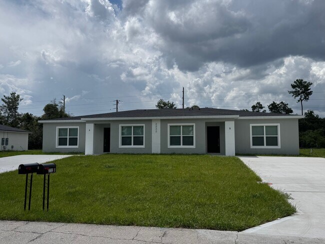 Foto del edificio - 2232 Fernwood St