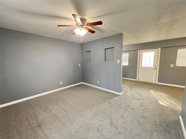 Foto del edificio - 213 Alexander Ct