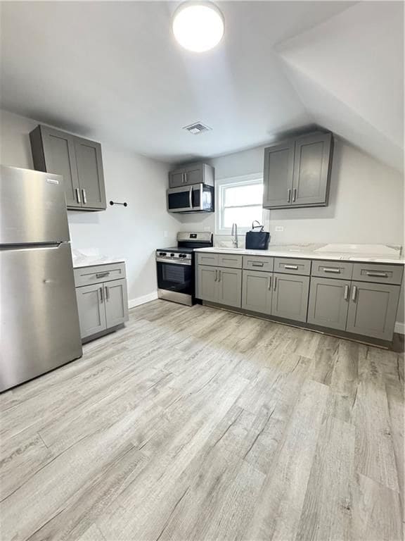 Building Photo - 199 Waldo St